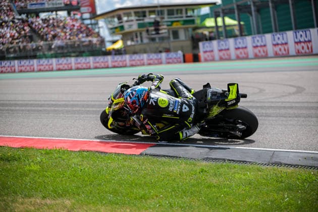 Motorrad Grand Prix Deutschland 2026, Sachsenring MotoGP 12.07.2026 ab 9.00Uhr Uhr Hohenstein-Ernstthal, Sachsenring Im Foto: 25 Raul Fernandez Trackhouse MotoGP Team Motorrad Grand Prix Deutschland 2026, Sachsenring MotoGP Hohenstein-Ernsttal Sachsen Deutschland *** 2026 German Motorcycle Grand Prix, Sachsenring MotoGP, July 12, 2026, starting at 9:00 a.m., Hohenstein-Ernstthal, Sachsenring. Pictured: No. 25 Raul Fernandez of the Trackhouse MotoGP Team at the 2026 German Motorcycle Grand Prix, Sachsenring MotoGP, Hohenstein-Ernstthal, Saxony, Germany Copyright: xEHLxMedia MichelxKöhlerx 20261207-Rennen der MotoGP-Sachsenring_028