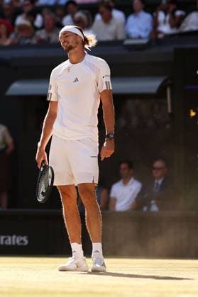 Alexander Zverev dejected during the Men s Singles final Wimbledon Tennis Championships, Day 14, The All England Lawn Tennis and Croquet Club, London, UK - 12 Jul 2026London The All England Lawn Tennis and United Kingdom  Copyright: xEllaxLing Shutterstockx 16981034x