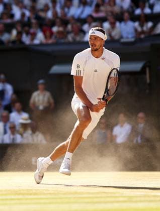 Alexander Zverev during the Men s Singles final Wimbledon Tennis Championships, Day 14, The All England Lawn Tennis and Croquet Club, London, UK - 12 Jul 2026London The All England Lawn Tennis and United Kingdom  Copyright: xEllaxLing Shutterstockx 16981034ad