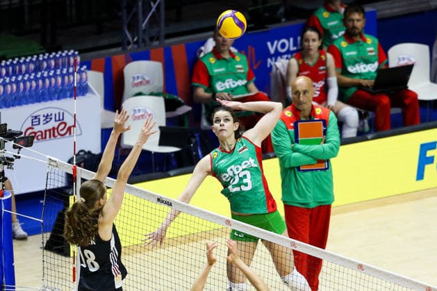 Bulgaria v Germany - Women s Volleyball Nations League BELGRADE, SERBIA - JULY 12: Mikaela Stoyanova (23) of Bulgaria in action against Leana Grozer (18) of Germany during the 2026 FIVB Volleyball Women s Nations League match between Bulgaria and Germany in Belgrade, Serbia, on July 12, 2026. Filip Stevanovic Anadolu Belgrade Serbia. Editorial use only. Please get in touch for any other usage.  Copyright: x2026xAnadoluxFilipxStevanovicx