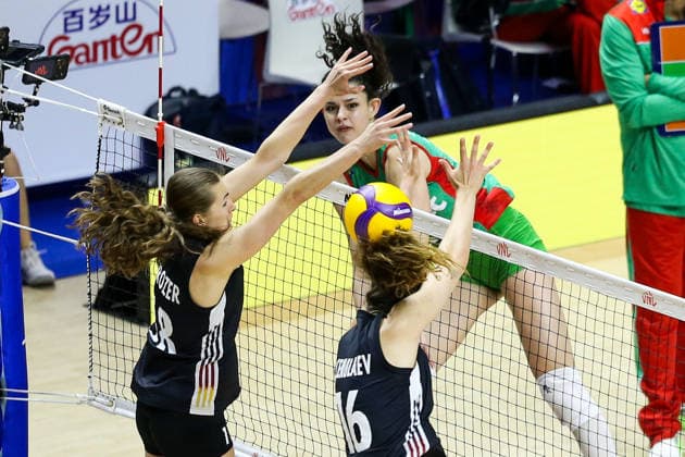 Bulgaria v Germany - Women s Volleyball Nations League BELGRADE, SERBIA - JULY 12: Anastasia Cekulaev (16) and Leana Grozer (18) of Germany in action during the 2026 FIVB Volleyball Women s Nations League match between Bulgaria and Germany in Belgrade, Serbia, on July 12, 2026. Filip Stevanovic Anadolu Belgrade Serbia. Editorial use only. Please get in touch for any other usage.  Copyright: x2026xAnadoluxFilipxStevanovicx