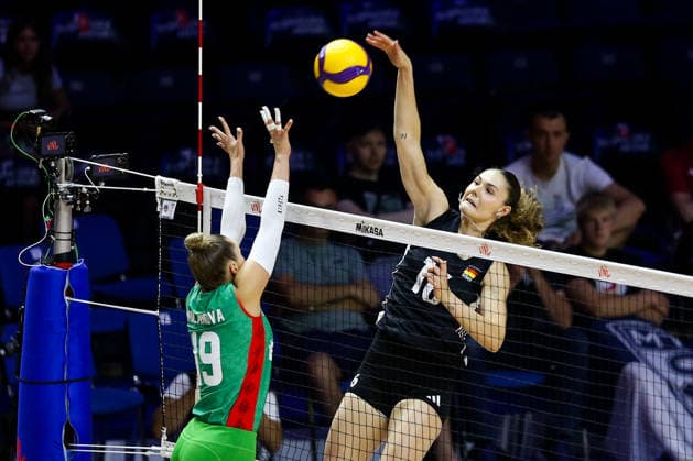 Bulgaria v Germany - Women s Volleyball Nations League BELGRADE, SERBIA - JULY 12: Aleksandra Milanova (19) of Bulgaria in action during the 2026 FIVB Volleyball Women s Nations League match between Bulgaria and Germany in Belgrade, Serbia, on July 12, 2026. Filip Stevanovic Anadolu Belgrade Serbia. Editorial use only. Please get in touch for any other usage.  Copyright: x2026xAnadoluxFilipxStevanovicx