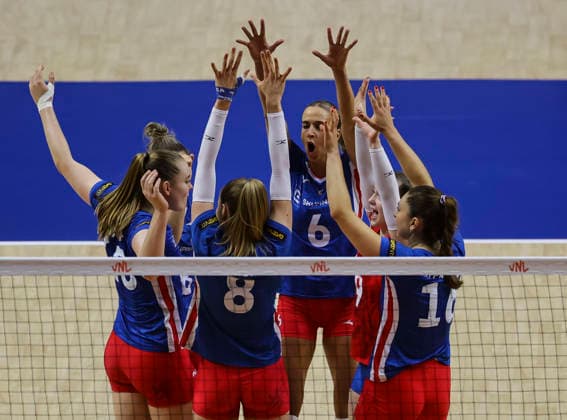 WomenÕs Volleyball Nations League - Belgrade 2026 Players of Czech Republic react during the WomenÕs Volleyball Nations League Pool 7 match between France and Czech Republic at Belgrade Arena on July 12, 2026 in Belgrade, Serbia. Belgrade Serbia Copyright: xSrdjanxStevanovicx x