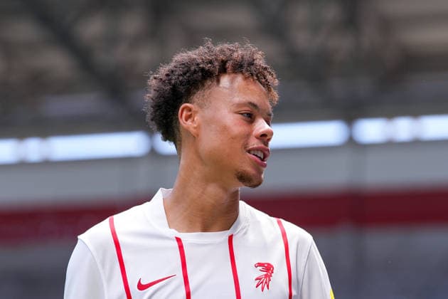 Derry Scherhant (SC Freiburg, 07) , Deutschland, Fussball, 1. Bundesliga, 2026 2027, SC Freiburg, Öffentliches Training, 12.07.2026, Europa-Park Stadion, Freiburg Freiburg Europa-Park Stadion Baden-Württemberg Deutschland *** Derry Scherhant, SC Freiburg, 07, Germany, Soccer, Bundesliga 1, 2026–2027, SC Freiburg, Open Practice, July 12, 2026, Europa-Park Stadium, Freiburg, Freiburg, Europa-Park Stadium, Baden-Württemberg, Germany Copyright: xArnexAmbergx