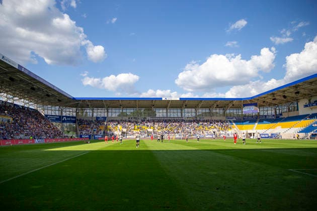 GER, Jena, Fussball, Testspiel, FC Carl-Zeiss Jena vs. 1. FC Union Berlin im Bild v.l.: Ernst Abbe Sportfeld waehrend des Spiels, Totale , Zuschauer auf den Raengen 12.07.2026, Ernst-Abbe Sportfeld Jena DFB REGULATIONS PROHIBIT ANY USE OF PHOTOGRAPHS AS IMAGE SEQUENCES AND OR QUASI-VIDEO, *** GER, Jena, Soccer, Friendly Match, FC Carl Zeiss Jena vs. 1. FC Union Berlin; photo (from left): Ernst Abbe Sportfeld during the match, wide shot, spectators in the stands, July 12, 2026, Ernst Abbe Sportfeld, Jena. DFB regulations prohibit any use of photographs as image sequences and or quasi-video, Copyright: HMBxMedia PaulxFritz