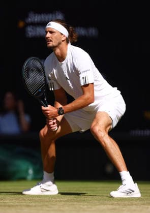 Wimbledon Championships 2026, Mens Final Day 14 AELTC Wimbledon, London, UK - 12 07 2026 Alexander Zverev (GER) in action during the Mens Final against Jannik Sinner (ITA) in the 2026 Wimbledon Championships at the AELTC London London AELTC Wimbledon London GBR, UK NEWSPAPERS OUT Copyright: xMarkxGreenwoodx