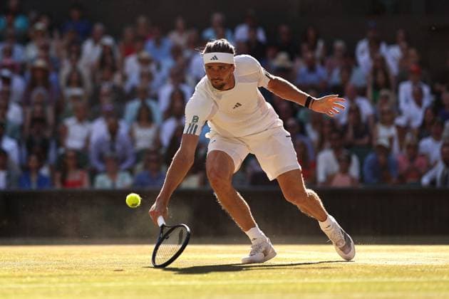 Alexander Zverev during the Men s Singles final Wimbledon Tennis Championships, Day 14, The All England Lawn Tennis and Croquet Club, London, UK - 12 Jul 2026London The All England Lawn Tennis and United Kingdom  Copyright: xEllaxLing Shutterstockx 16981034bv