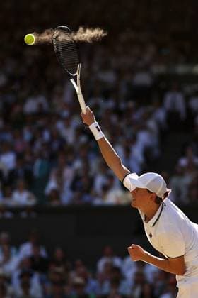 Sport Bilder des Tages Jannik Sinner during his semi final match Wimbledon Tennis Championships, Day 14, The All England Lawn Tennis and Croquet Club, London, UK - 12 Jul 2026London The All England Lawn Tennis and United Kingdom  Copyright: xEllaxLing Shutterstockx 16981034bx