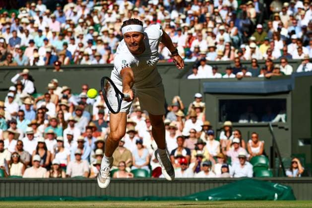 Alexander Zverev during the Men s Singles final Wimbledon Tennis Championships, Day 14, The All England Lawn Tennis and Croquet Club, London, UK - 12 Jul 2026London The All England Lawn Tennis and United Kingdom  Copyright: xJamesxMarsh Shutterstockx 16981035ec