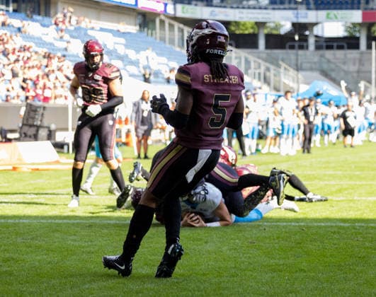 8 Jameson Wang (Quarterback) Panthers Wroclaw touchdown Rhein Fire vs Panthers Wroclaw, American Football, American Football League Europe, Week 8, 2026, 12.07.2026, Duisburg Schauinsland-Reisen-Arena Germany Copyright: xFootxBowl ChristopherxMettkenx
