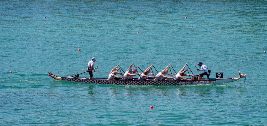 Das deutsche Boot im 2000 Meter - Rennen in der Klasse Senior C Woman GER, Drachenboot - Europameisterschaften Muenchen - Oberschleissheim, 12.07.2026 Foto: HMB Media Heike Feiner *** The German boat in the 2,000-meter race in the Senior C Women GER class, European Dragon Boat Championships, Munich-Oberschleissheim, July 12, 2026. Photo: HMB Media, Heike Feiner Copyright: HMBxMedia HeikexFeiner