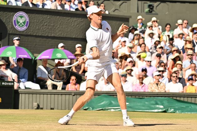 Wimbledon Tennis Championships 2026 - Day 14 LONDON, UNITED KINGDOM - July 12: Jannik Sinner of Italy plays in the Mens singles finals match against Alexander Zverev of Germany during day 14 of The Wimbledon Tennis Championships at All England Lawn Tennis and Croquet Club on July 12, 2026 in London, United Kingdom. Ray Tang Anadolu London United Kingdom. Editorial use only. Please get in touch for any other usage.  Copyright: x2026xAnadoluxRayxTangx