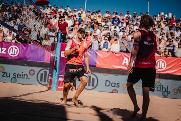Beachvolleyball Männer Allianz German Beach Tour 2026 Tourstop München 12.07.2026 v.l. Timo Hammarberg (Österreich) und Tim Berger (Österreich) München Zentraler Hochschulsport: Beach- Bayern Deutschland *** Men s Beach Volleyball: Allianz German Beach Tour 2026, Munich Stop, July 12, 2026; from left: Timo Hammarberg (Austria) and Tim Berger (Austria); Munich Central University Sports, Beach Bayern, Germany