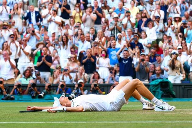 Jannik Sinner celebrates victory in the Men s Singles final Wimbledon Tennis Championships, Day 14, The All England Lawn Tennis and Croquet Club, London, UK - 12 Jul 2026London The All England Lawn Tennis and United Kingdom  Copyright: xJamesxMarsh Shutterstockx 16981035hx