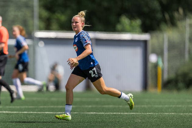 Fußball I Frauen I Freundschaftsspiel I DJK Arminia Ibbenbüren - DSC Arminia Bielefeld I 12.07.2026 Jocelyn Hampel (27, DSC Arminia Bielefeld) Ibbenbüren Sportzentrum Schierloh NRW Deutschland *** Soccer I Women s I Friendly Match I DJK Arminia Ibbenbüren vs. DSC Arminia Bielefeld I July 12, 2026 Jocelyn Hampel 27, DSC Arminia Bielefeld Ibbenbüren Schierloh Sports Center, North Rhine-Westphalia, Germany Copyright: xLobeca CedricxSiefkerx