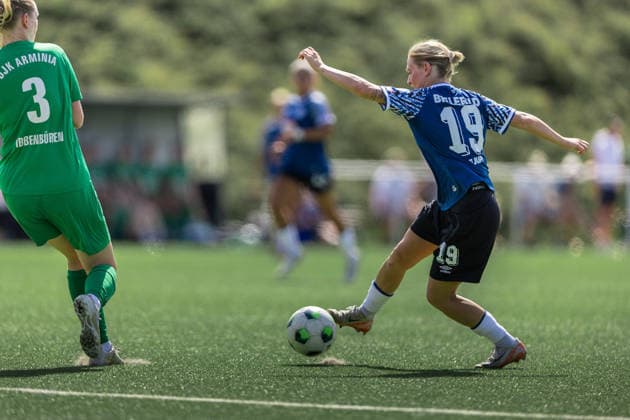 Fußball I Frauen I Freundschaftsspiel I DJK Arminia Ibbenbüren - DSC Arminia Bielefeld I 12.07.2026 Leonora Ejupi (19, DSC Arminia Bielefeld) Ibbenbüren Sportzentrum Schierloh NRW Deutschland *** Soccer I Women s I Friendly Match I DJK Arminia Ibbenbüren vs. DSC Arminia Bielefeld I July 12, 2026 Leonora Ejupi, 19, DSC Arminia Bielefeld Ibbenbüren Schierloh Sports Center, North Rhine-Westphalia, Germany Copyright: xLobeca CedricxSiefkerx