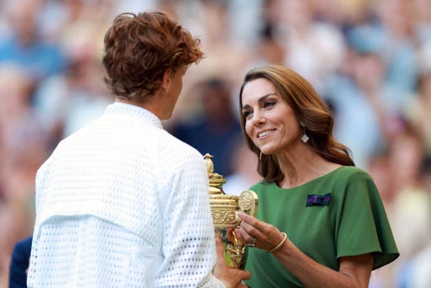 Catherine Princess of Wales presents the winner trophy to Jannik Sinner Wimbledon Tennis Championships, Day 14, The All England Lawn Tennis and Croquet Club, London, UK - 12 Jul 2026London The All England Lawn Tennis and United Kingdom  Copyright: xJamesxMarsh Shutterstockx 16981035il