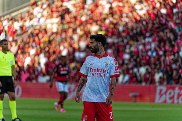 RECORD DATE NOT STATED Trofeu do Algarve 25th Anniversary - SL Benfica vs CR Flamengo, Estadio do Algarve, Portugal. Estadio do Algarve, Portugal. 11 July 2026. 27 Rafa Silva of SL Benfica in action at the SL Benfica v CR Flamengo football match for the Algarve Trophy 25th Anniversary. Credit: Nuno Pires Veloso Morse Images. Copyright: xx