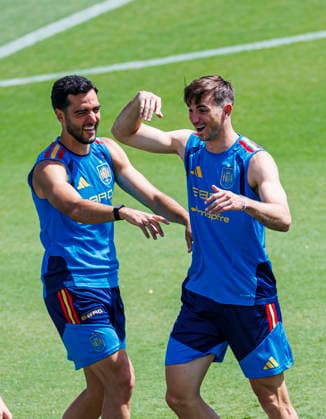 Spain national team, Nationalteam World Cup 12 07 2026 Mikel Merino of Spain and Fabian Ruiz of Spain (R) during the Spanish national team s training session at Cotton Bowl in Dallas, United States of America on July 12, 2026. Photo (PGS Photo Agency) Dallas usa Copyright: xPGSxPhotoxAgencyx