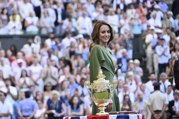 Tennis - Wimbledon 2026 - ITF - The Championships - 12 07 2026 - Tennis - Wimbledon 2026 - ITF - The Championships - 12 07 2026 - Son altesse royal Kate Catherine Princesse de Galles - remise de prix et Royal Box - avec Georges et Charlotte et Le Prince William Prince de Galles London  Copyright: xChryslenexCaillaud Psnewzx