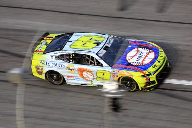 ATLANTA, GA - JULY 12: Chase Elliott ( 9 Hendrick Motorsports NAPA Auto Parts CHOA Chevrolet) races into the tri-oval during the running of the NASCAR, Motorsport, USA Cup Series Quaker State 400 on July 12, 2026 at EchoPark Speedway in Hampton, GA. (Photo by Jeff Robinson Icon Sportswire) AUTO: JUL 12 NASCAR Cup Series Quaker State 400 EDITORIAL USE ONLY Icon26071213670400
