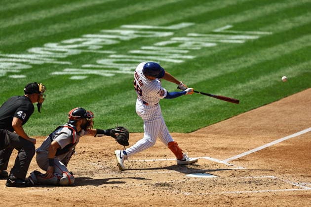 MLB, Baseball Herren, USA Boston Red Sox Vs. New York Mets Eric Wagaman 39 of the New York Mets bats during the fourth inning of a baseball game against the Boston Red Sox at Citi Field in Corona, New York, on July 12, 2026. Corona New York United States  Copyright: xGordonxDonovanx originalFilename:donovan-mlbbosto260712_npdcX.jpg