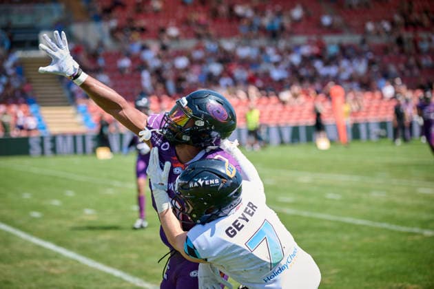 European Football Alliance, EFA, Munich Ravens, Frankfurt Galaxy Unterhaching Sportpark Unterhaching Bayern Deutschland *** European Football Alliance (EFA), Munich Ravens, Frankfurt Galaxy, Unterhaching Sportpark, Unterhaching, Bavaria, Germany Copyright: x30nullvierxPhotographiexÂ·xGerhardxLehnerx