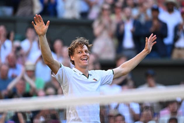 2026 Wimbledon - Jannik Sinner Wins Jannik Sinner (ITA) wins Wimbledon back to back at the 2026 Wimbledon Championships at the AELTC in London, UK, on July 12, 2026. Photo by Corinne Dubreuil ABACAPRESS.COM London United Kingdom  Copyright: xDubreuilxCorinne ABACAx