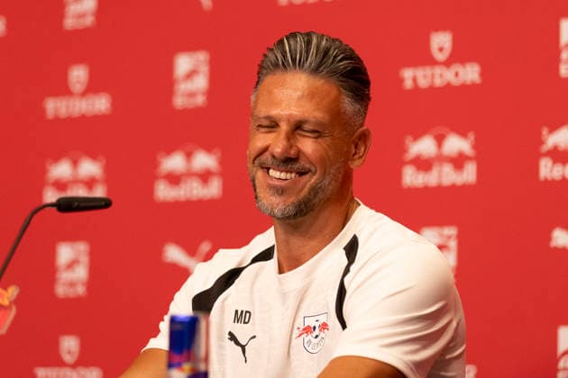 GER, Leipzig, Fussball, Pressekonferenz, offizielle Vorstellung des neuen Cheftrainers Martin Demichelis bei RB Leipzig im Bild v.l.: Martin Demichelis (Cheftrainer RB Leipzig), lachend, emotional nach Frage zu den privaten Umstaenden und der eigenen Familie 13.07.2026, RB Leipzig Trainingsakademie Cottaweg Leipzig DFL DFB REGULATIONS PROHIBIT ANY USE OF PHOTOGRAPHS AS IMAGE SEQUENCES AND OR QUASI-VIDEO, *** GER, Leipzig, Soccer, Press Conference, official introduction of new head coach Martin Demichelis at RB Leipzig; pictured from left: Martin Demichelis, head coach of RB Leipzig, smiling and emotional after a question about his personal circumstances and his family, July 13, 2026, RB Leipzig Training Academy, Cottaweg, Leipzig. DFL and DFB regulations prohibit any use of photographs as image sequences and or quasi-video, Copyright: HMBxMedia PaulxFritz