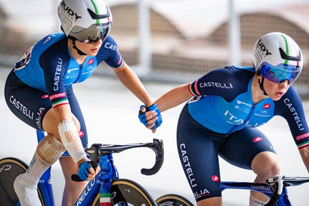 CAMPANA Agata, ROSSIGNOLI Matilde: UEC Track cycling, Rad, Radsport, Bahnrad, Bahn European Championships U19 U23 Cottbus 2026 Black - CAMPANA Agata - Red - ROSSIGNOLI Matilde ( ITA ) Italy Querformat - quer - horizontal - Landscape - Event Veranstaltung: UEC Track Cycling European Championships 2026 U19 U23 - Category Kategorie: Cycling - Track Cycling European Championships - Location Ort: Europe - Germany - Brandenburg - Cottbus - Lausitz Velodrom - Discipline: Madison - Category: Elite Women - U19 - Distance: 20 km - Date Datum: 12.07.2026 Sunday Day 6 - *** CAMPANA Agata, ROSSIGNOLI Matilde UEC Track Cycling European Championships U19 U23 Cottbus 2026 Black CAMPANA Agata Red ROSSIGNOLI Matilde ITA Italy Landscape Event UEC Track Cycling European Championships 2026 U19 U23 Category Cycling Track Cycling European Championships Location Europe Germany Brandenburg Cottbus Lausitz Velodrom Discipline Madison Category Elite Women U19 Distance 20 km Date July 12, 2026 Sunday Day 6
