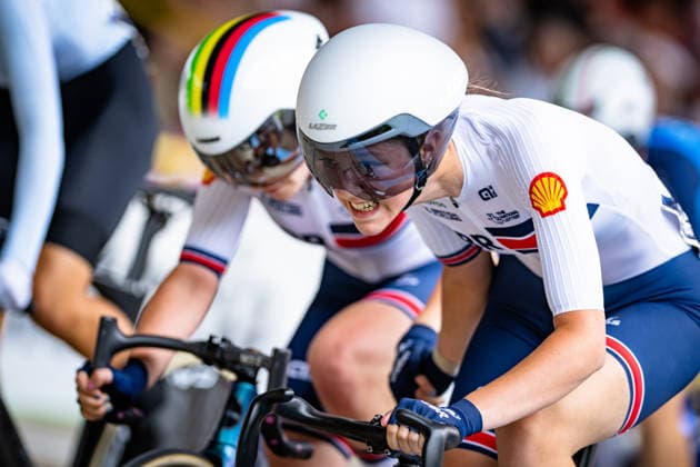 ROWE Melanie, TAYLOR Phoebe: UEC Track cycling, Rad, Radsport, Bahnrad, Bahn European Championships U19 U23 Cottbus 2026 Black - ROWE Melanie - Red - TAYLOR Phoebe ( GBR ) Great Britain Querformat - quer - horizontal - Landscape - Event Veranstaltung: UEC Track Cycling European Championships 2026 U19 U23 - Category Kategorie: Cycling - Track Cycling European Championships - Location Ort: Europe - Germany - Brandenburg - Cottbus - Lausitz Velodrom - Discipline: Madison - Category: Elite Women - U19 - Distance: 20 km - Date Datum: 12.07.2026 Sunday Day 6 - *** ROWE Melanie, TAYLOR Phoebe UEC Track Cycling European Championships U19 U23 Cottbus 2026 Black ROWE Melanie Red TAYLOR Phoebe GBR Great Britain Landscape Event UEC Track Cycling European Championships 2026 U19 U23 Category Cycling Track Cycling European Championships Location Europe Germany Brandenburg Cottbus Lausitz Velodrom Discipline Madison Category Elite Women U19 Distance 20 km Date July 12, 2026 Sunday Day 6