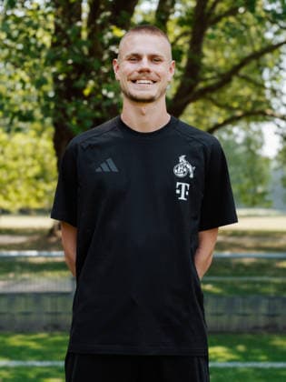 Co-Trainer Noah Eberhardt; 1.FC Köln; 1.BL Frauen, Porträttermin 2026 2027, Assistant Coach Noah Eberhardt; 1.FC Köln; 1.BL Women, portrait appointment 2026 2027, Cologne Geissbockheim NRW Germany
