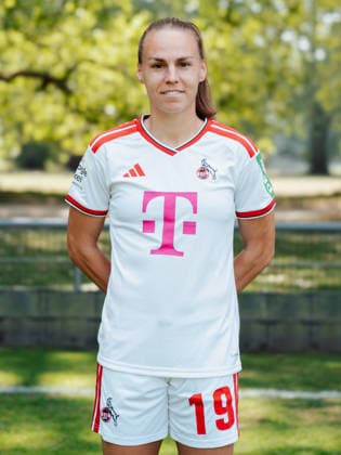 Dora Zeller; 1.FC Köln; 1.BL Frauen, Porträttermin 2026 2027, Dora Zeller; 1.FC Köln; 1.BL Women, portrait appointment 2026 2027, Cologne Geissbockheim NRW Germany