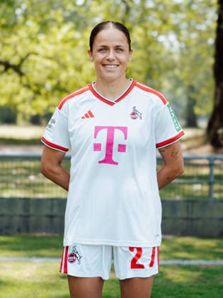 Laura Feiersinger; 1.FC Köln; 1.BL Frauen, Porträttermin 2026 2027, Laura Feiersinger; 1.FC Köln; 1.BL Women, portrait appointment 2026 2027, Cologne Geissbockheim NRW Germany