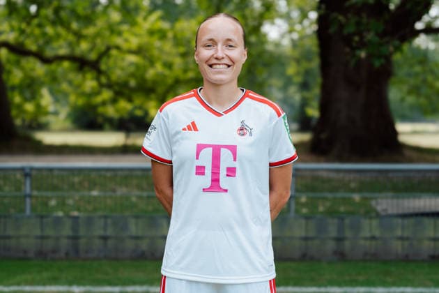Beke Sterner; 1.FC Köln; 1.BL Frauen, Porträttermin 2026 2027, Beke Sterner; 1.FC Köln; 1.BL Women, portrait appointment 2026 2027, Cologne Geissbockheim NRW Germany