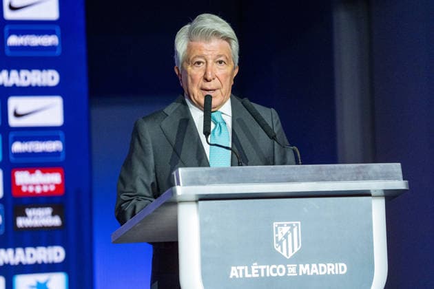 Atletico de Madrid s new player Morten Hjulmand. Atletico de Madrid s President Enrique Cerezo. July 13, 2026. (ALTERPHOTOS Acero) MadridSpain  Copyright: xAcerox