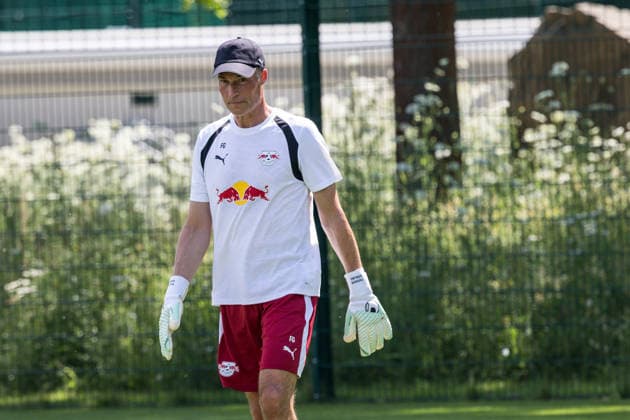 13.07.2026, GER, Öffentliches Training, Saison 2026 2027), RB Leipzig Frederik Gössling (Torwarttrainer RB Leipzig) *** July 13, 2026, GER, Open Practice, 2026–2027 Season, RB Leipzig, Frederik Gössling, Goalkeeper Coach, RB Leipzig nordphotoxGmbHx xTrienitz nph00051