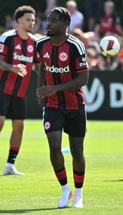 13.07.2026, xjhx, Fussball 1.Bundesliga, Eintracht Frankfurt Trainingsauftakt - Saison 2026 27 v.l. Junior Dina Ebimbe (Eintracht Frankfurt) (DFL DFB REGULATIONS PROHIBIT ANY USE OF PHOTOGRAPHS as IMAGE SEQUENCES and or QUASI-VIDEO) Frankfurt am Main *** July 13, 2026, xjhx, Soccer, Bundesliga 1, Eintracht Frankfurt Start of Training for the 2026–27 Season, Junior Dina Ebimbe, Eintracht Frankfurt, DFL, DFB. REGULATIONS PROHIBIT ANY USE OF PHOTOGRAPHS AS IMAGE SEQUENCES AND OR QUASI-VIDEO. Frankfurt am Main