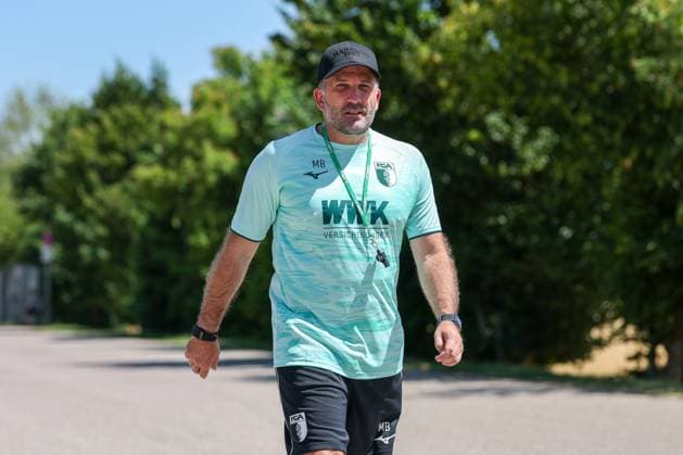 Chef-Trainer Manuel Baum (FC Augsburg) kommt zum Training, Training FC Augsburg, Fussball, 1. Bundesliga, Saison 2026 27, 13.07.2026 Augsburg Bayern Deutschland *** Head Coach Manuel Baum, FC Augsburg, arrives for practice; FC Augsburg practice; soccer; Bundesliga 1; 2026–27 season; July 13, 2026; Augsburg, Bavaria, Germany Copyright: xkolbert-press ChristianxKolbertx