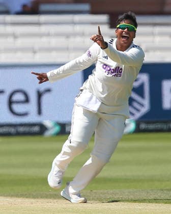 LONDON, ENGLAND - JULY 13: WICKET 159-9. Wicket taker Deepti Sharma of India celebrates after Lauren Bell of England is out bowled during day 4 of the Rothesay Test Match between England and India at Lord s Cricket Ground on July 13, 2026 in London, England.  Copyright: xJayxPatel SPPx Sportspressphoto_SPR190310