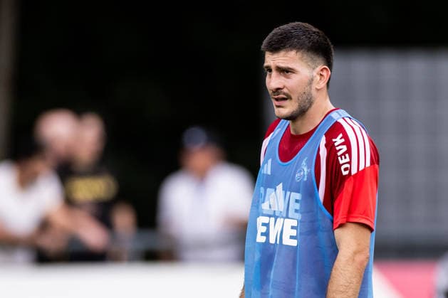 COLOGNE, GERMANY - JULY 13: Luka Lochoshvili (1. FC Koeln, 24) during the first training session of season 2026 27 at Geissbockheim on July 13, 2026 in Cologne, Germany. North Rhine Westphalia Germany Copyright: xSteffiexWunderlx