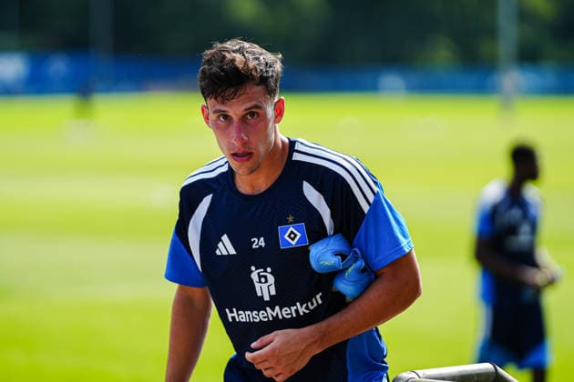 Nicolas Capaldo (Hamburger SV, 24) GER, Training Hamburger SV, Fussball, 1. Bundesliga, Saison 2026 2027, 13.07.2026 GER, Training Hamburger SV, Fussball, 1. Bundesliga, Saison 2026 2027, 13.07.2026 Hamburg *** Nicolas Capaldo, Hamburger SV, 24 (GER), Hamburger SV training, soccer, Bundesliga 1, 2026–2027 season, July 13, 2026 (GER), Hamburger SV training, soccer, Bundesliga 1, 2026–2027 season, July 13, 2026, Hamburg Copyright: xEibner-Pressefoto MarcelxvonxFehrnx EP_MFN