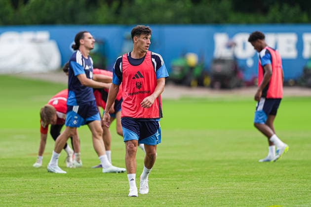Nicolas Capaldo (Hamburger SV, 24) GER, Training Hamburger SV, Fussball, 1. Bundesliga, Saison 2026 2027, 13.07.2026 GER, Training Hamburger SV, Fussball, 1. Bundesliga, Saison 2026 2027, 13.07.2026 Hamburg *** Nicolas Capaldo, Hamburger SV, 24 (GER), Hamburger SV training, soccer, Bundesliga 1, 2026–2027 season, July 13, 2026 (GER), Hamburger SV training, soccer, Bundesliga 1, 2026–2027 season, July 13, 2026, Hamburg Copyright: xEibner-Pressefoto MarcelxvonxFehrnx EP_MFN