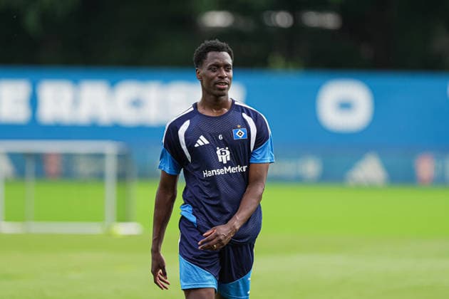 Albert Sambi Lokonga (Hamburger SV, 06) GER, Training Hamburger SV, Fussball, 1. Bundesliga, Saison 2026 2027, 13.07.2026 GER, Training Hamburger SV, Fussball, 1. Bundesliga, Saison 2026 2027, 13.07.2026 Hamburg *** Albert Sambi Lokonga, Hamburger SV, June, Germany, Hamburger SV practice, soccer, Bundesliga 1, 2026–2027 season, July 13, 2026, Germany, Hamburger SV training, soccer, Bundesliga 1, 2026–2027 season, July 13, 2026, Hamburg Copyright: xEibner-Pressefoto MarcelxvonxFehrnx EP_MFN