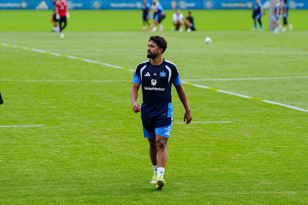 Immanuel Pherai (Hamburger SV, 10) GER, Training Hamburger SV, Fussball, 1. Bundesliga, Saison 2026 2027, 13.07.2026 GER, Training Hamburger SV, Fussball, 1. Bundesliga, Saison 2026 2027, 13.07.2026 Hamburg *** Immanuel Pherai, Hamburger SV, 10 GER, Hamburger SV practice, soccer, Bundesliga 1, 2026–2027 season, July 13, 2026 GER, Hamburger SV practice, soccer, Bundesliga 1, 2026–2027 season, July 13, 2026 Hamburg Copyright: xEibner-Pressefoto MarcelxvonxFehrnx EP_MFN