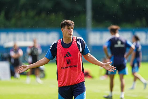 Nicolas Capaldo (Hamburger SV, 24) GER, Training Hamburger SV, Fussball, 1. Bundesliga, Saison 2026 2027, 13.07.2026 GER, Training Hamburger SV, Fussball, 1. Bundesliga, Saison 2026 2027, 13.07.2026 Hamburg *** Nicolas Capaldo, Hamburger SV, 24 (GER), Hamburger SV training, soccer, Bundesliga 1, 2026–2027 season, July 13, 2026 (GER), Hamburger SV training, soccer, Bundesliga 1, 2026–2027 season, July 13, 2026, Hamburg Copyright: xEibner-Pressefoto MarcelxvonxFehrnx EP_MFN