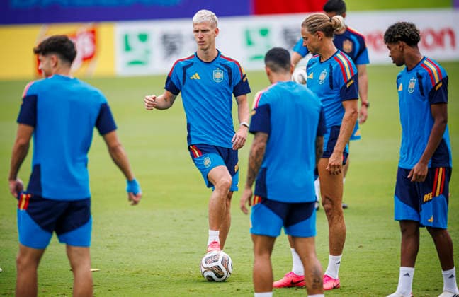 Spain national team, Nationalteam World Cup 13 07 2026 Daniel Olmo of Spain during the Spanish national team s training session at Cotton Bowl in Dallas, United States of America on July 13, 2026. Photo (PGS Photo Agency) Dallas usa Copyright: xPGSxPhotoxAgencyx