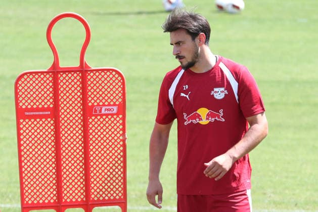 Bundesliga: Auftakttraining von RB Leipzig, 13.07.2026 Eljif Elmas (19, RB Leipzig). Fußball-Bundesliga, Saison 2026 2027: Auftaktraining von RB Leipzig am 13.07.2026 im RB-Trainingszentrum am Cottaweg. *** RB Leipzig s Bundesliga Season-Opener Training Session, July 13, 2026; Eljif Elmas, 19; RB Leipzig Soccer Bundesliga, 2026–2027 Season; RB Leipzig s season-opener training session on July 13, 2026, at the RB Training Center on Cottaweg Copyright: xBEAUTIFULxSPORTS JanxKaeferx