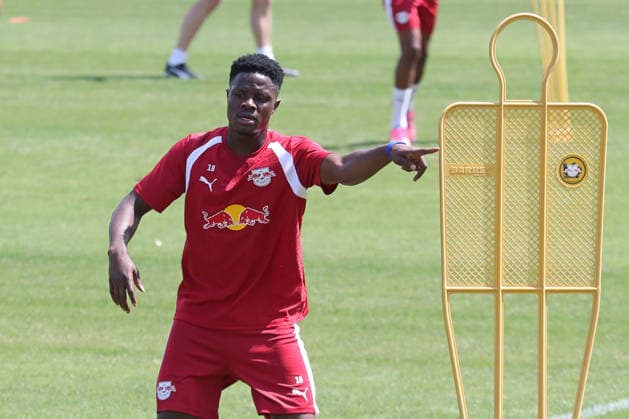 Bundesliga: Auftakttraining von RB Leipzig, 13.07.2026 Suleman Sani (18, RB Leipzig). Fußball-Bundesliga, Saison 2026 2027: Auftaktraining von RB Leipzig am 13.07.2026 im RB-Trainingszentrum am Cottaweg. *** RB Leipzig s Bundesliga Season-Opener Training Session, July 13, 2026, Suleman Sani, 18, RB Leipzig Soccer Bundesliga, 2026–2027 Season: RB Leipzig s season-opener training session on July 13, 2026, at the RB Training Center on Cottaweg Copyright: xBEAUTIFULxSPORTS JanxKaeferx