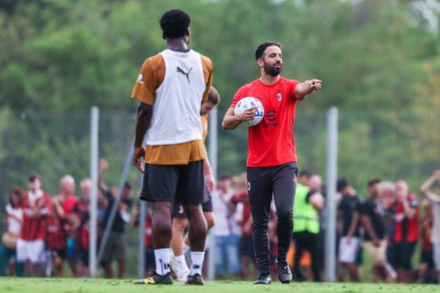 AC Milan 2026 27 - Training Session - 13 07 2026 Ruben Amorim Head Coach of AC Milan gestures during Training Session AC Milan 2026 27 at Milanello in Milan, Italy *** AC Milan 2026-27 Training Session, July 13, 2026: Ruben Amorim, head coach of AC Milan, gestures during the AC Milan 2026-27 training session at Milanello in Milan, Italy Copyright: xBEAUTIFULxSPORTS Carabellix